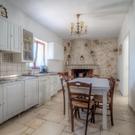 Trullo Paan By Typney * Ostuni